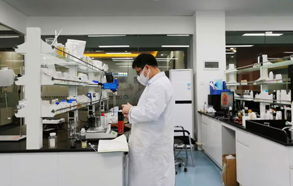 Нове сировине, нова технологија, Вилсон јачају предности категорије